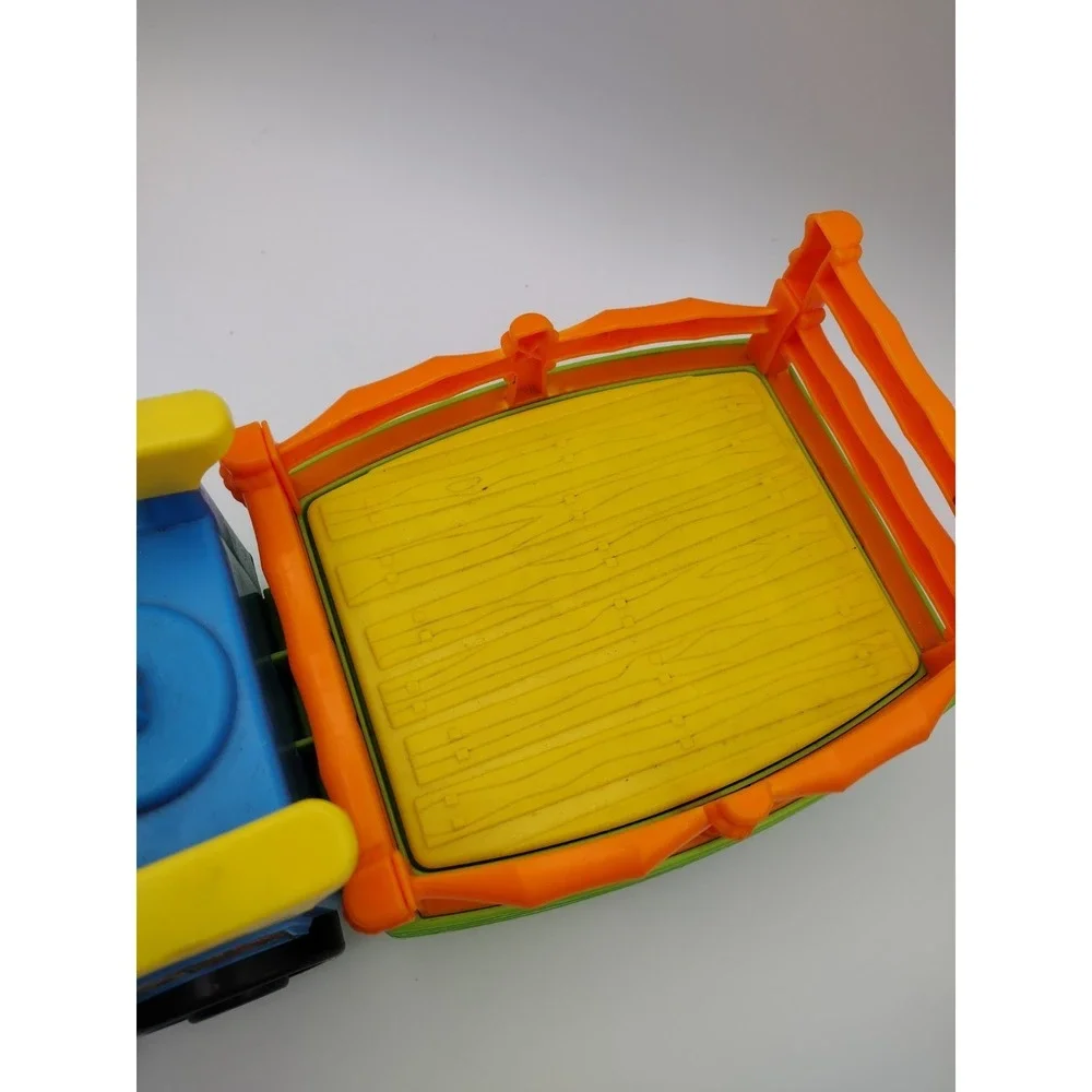 Fisher-Price Little People Choo-Choo Safari Zoo Train‎ with Sound Works Musical